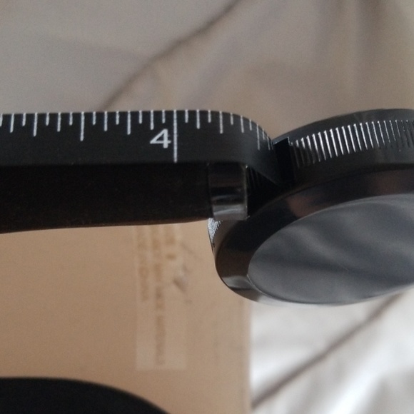 Black heels - Picture 8 of 8